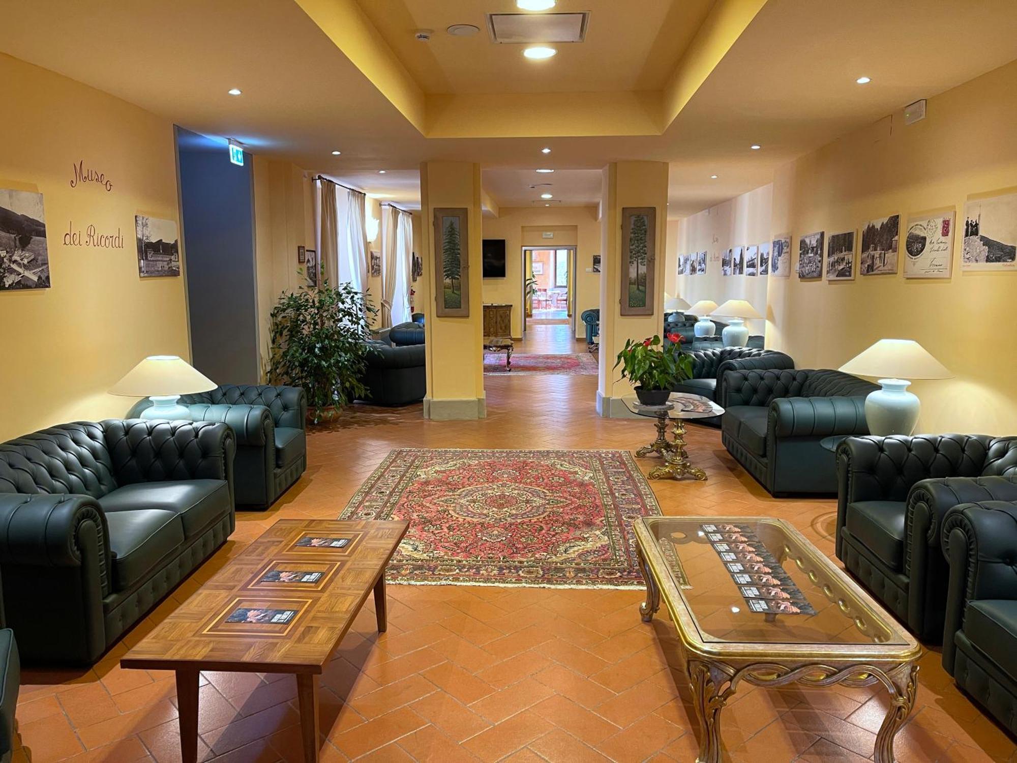 Hotel Rifugio La Foresta Vallombrosa Bagian luar foto