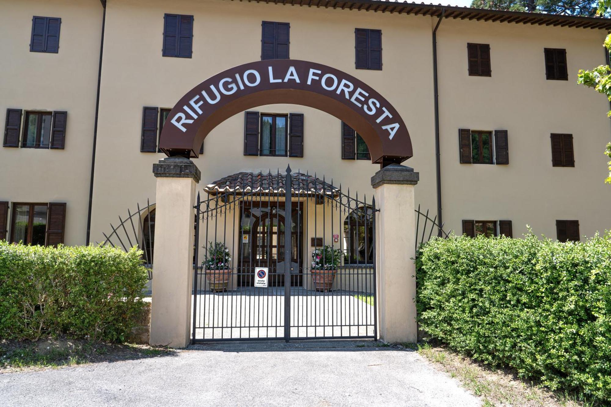 Hotel Rifugio La Foresta Vallombrosa Bagian luar foto